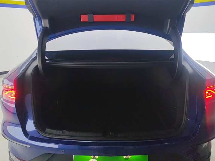 Фото 4 - BYD Han