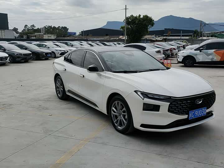 Фото 3 - Ford Mondeo