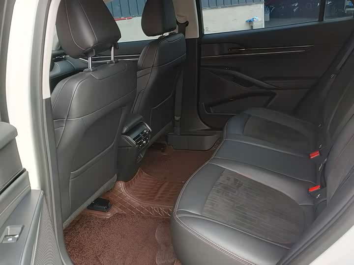 Фото 5 - Ford Mondeo