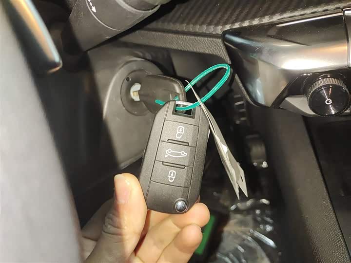 Фото 9 - Peugeot 4008