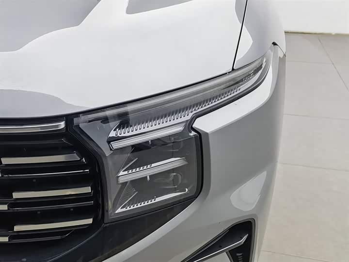 Фото 7 - Ford Edge