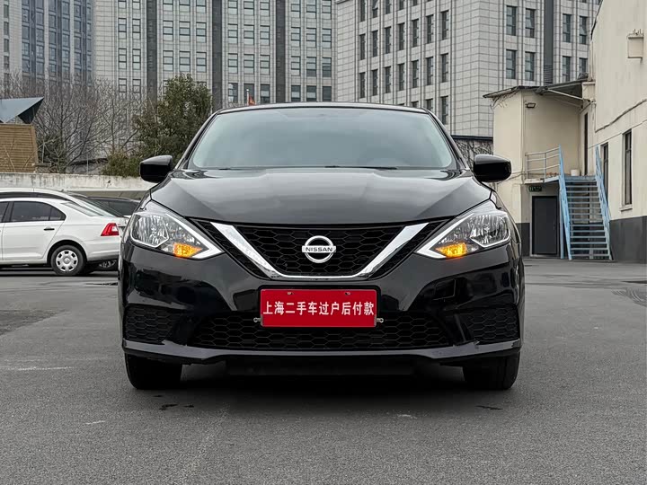 Фото 2 - Nissan Sylphy