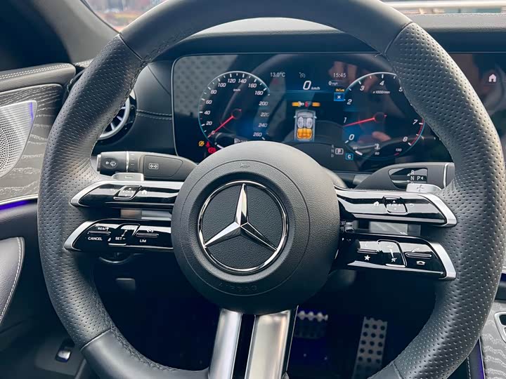 Фото 9 - Mercedes-Benz CLS-Class