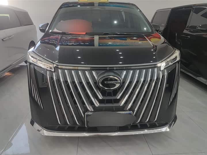 Фото 2 - GAC Trumpchi M8