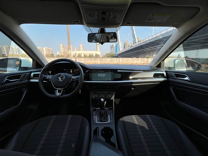 Фото 6 - Volkswagen Lavida