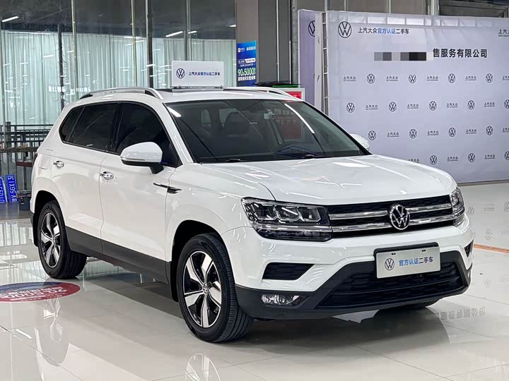 Фото 3 - Volkswagen Tharu