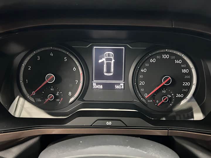 Фото 8 - Volkswagen Tharu