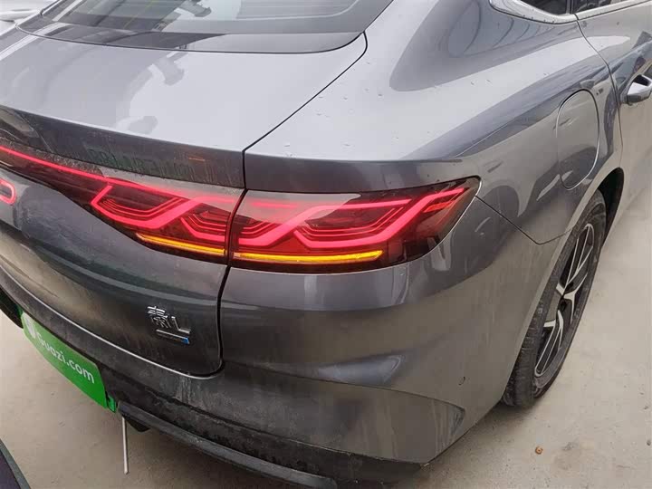 Фото 8 - BYD Qin L