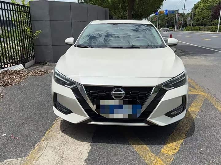 Фото 1 - Nissan Sylphy