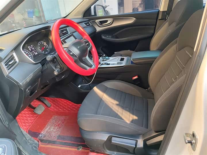 Фото 8 - Roewe RX5