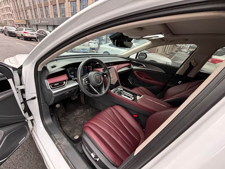 Фото 4 - Hongqi H5