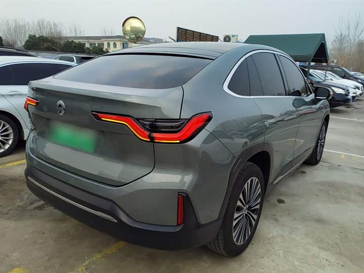 Фото 7 - Nio EC6
