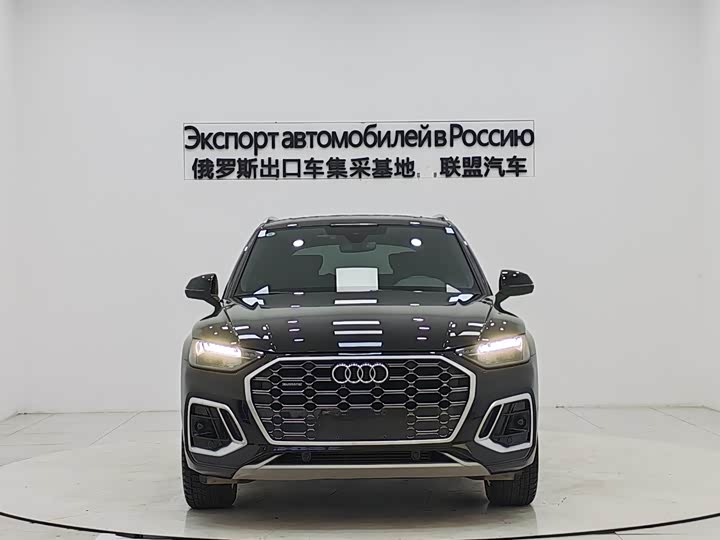 Фото 2 - Audi Q5L