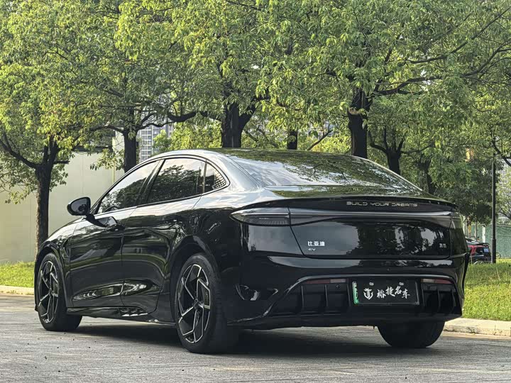 Фото 4 - BYD Seal