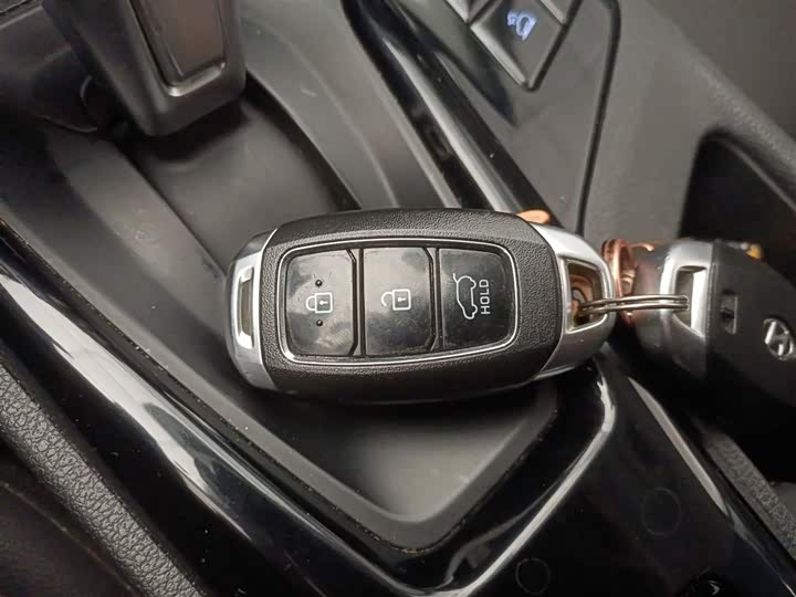 Фото 9 - Hyundai ix35 (Mufasa)