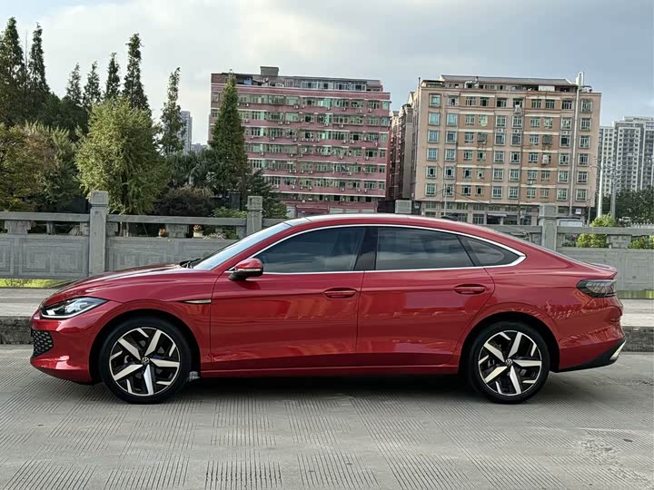 Фото 7 - Volkswagen Lamando L