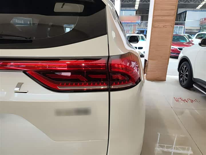 Фото 8 - Haval H6