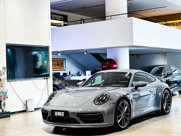 Фото 1 - Porsche 911