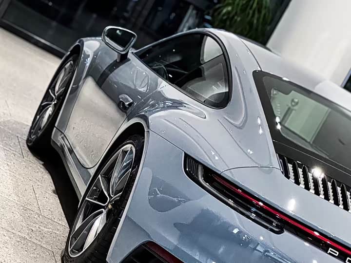 Фото 6 - Porsche 911