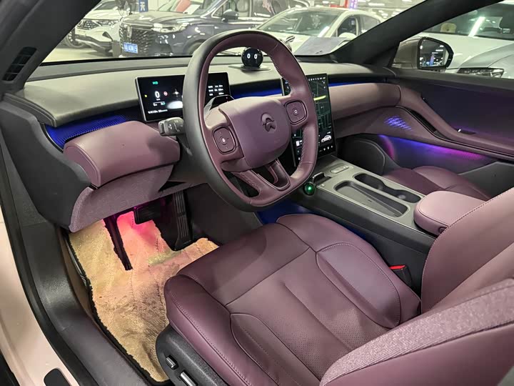 Фото 9 - Nio ET5