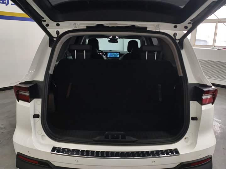 Фото 4 - Ford Equator