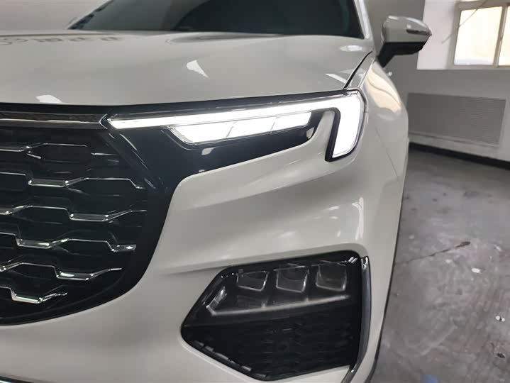 Фото 5 - Ford Equator