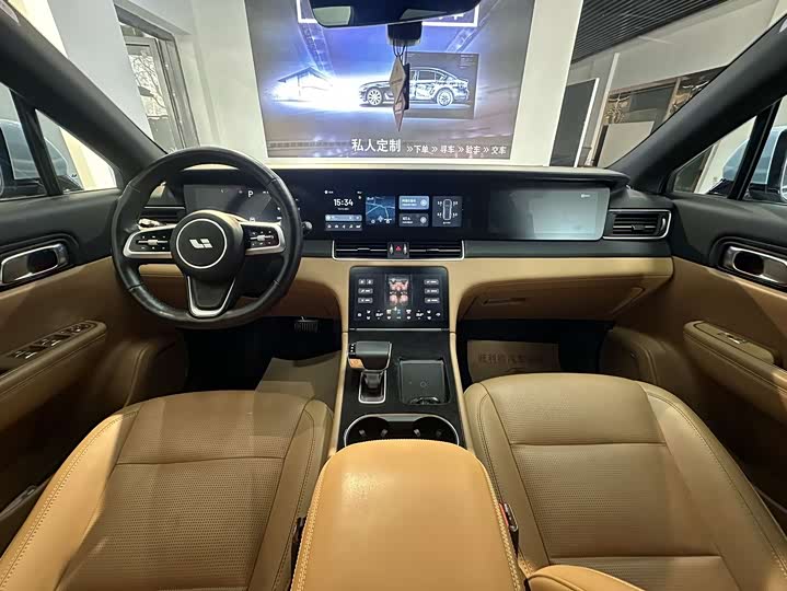 Фото 8 - LiXiang One