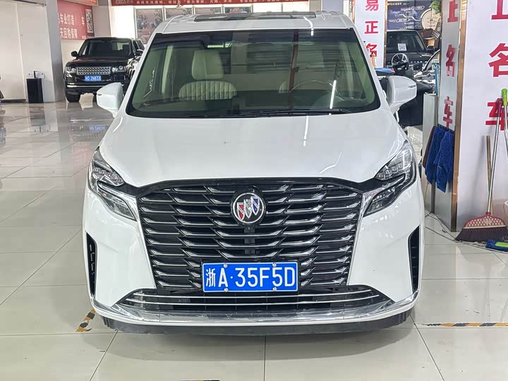 Фото 1 - Buick GL8 ES