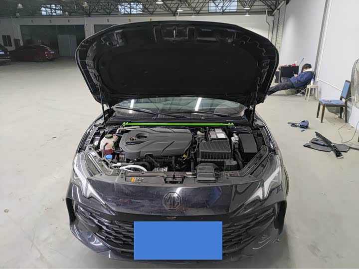 Фото 9 - MG Motor 7