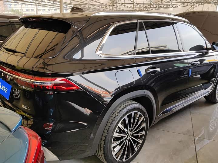 Фото 3 - Geely Monjaro