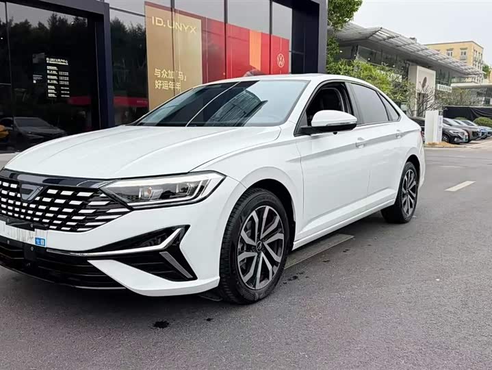 Фото 1 - Jetta VA7