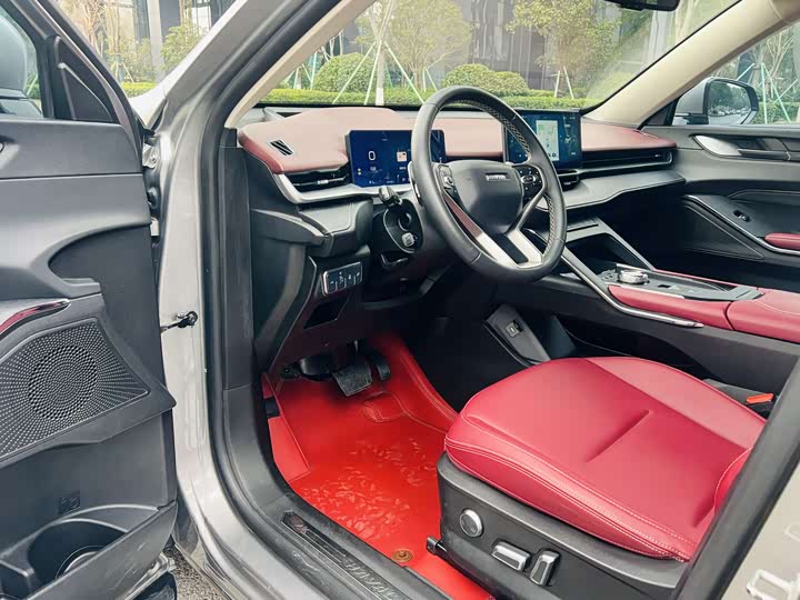 Фото 8 - Haval H6