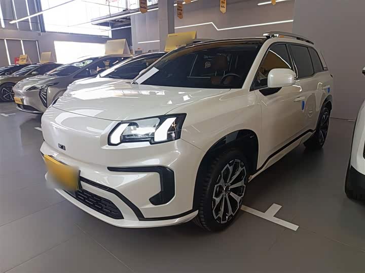 Фото 1 - GAC Aion V