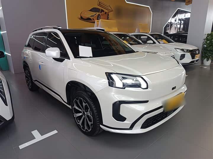 Фото 4 - GAC Aion V