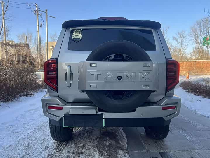 Фото 5 - Tank 400 Hybrid