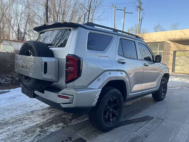 Фото 6 - Tank 400 Hybrid