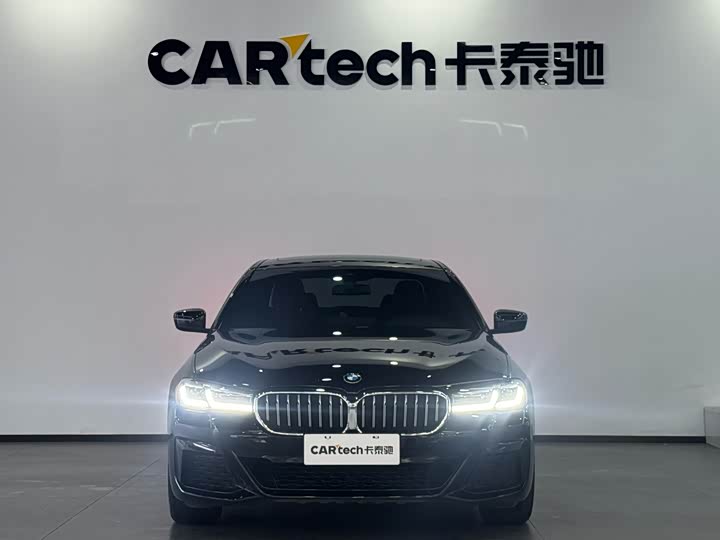 Фото 2 - BMW 5 Series