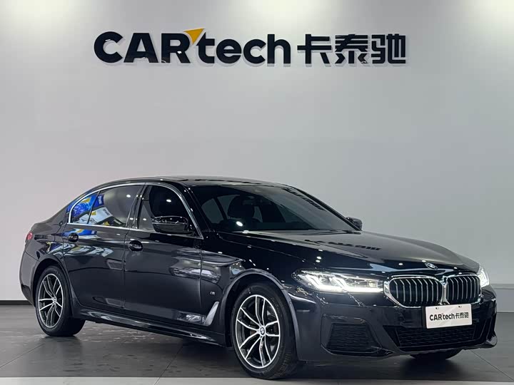 Фото 3 - BMW 5 Series
