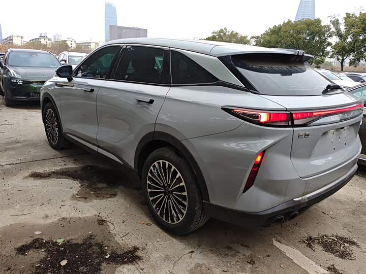 Фото 5 - Exeed RX