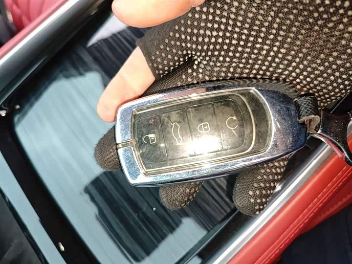 Фото 9 - Exeed RX