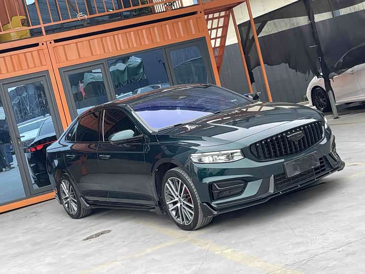 Фото 3 - Geely Preface