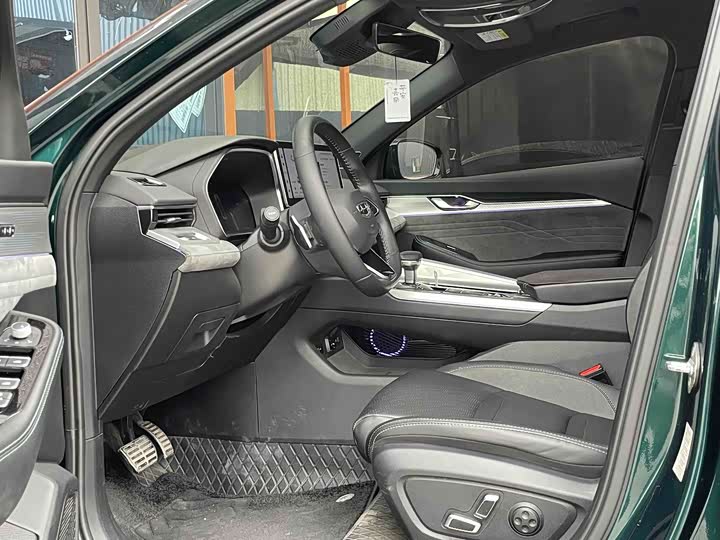 Фото 4 - Geely Preface