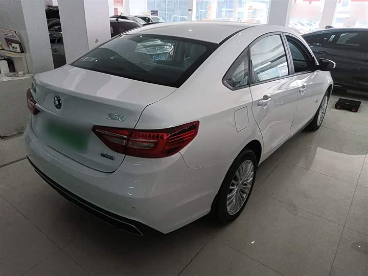 Фото 7 - Dongfeng Forthing S50 EV