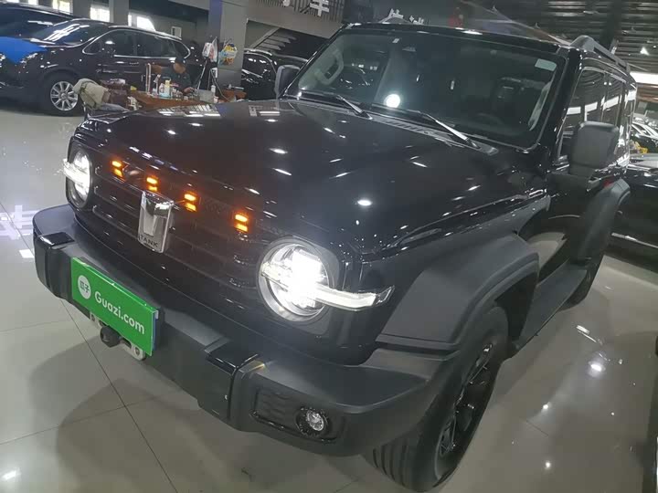 Фото 1 - Tank 300