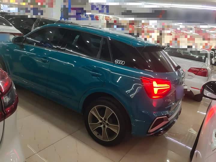 Фото 5 - Audi Q2L