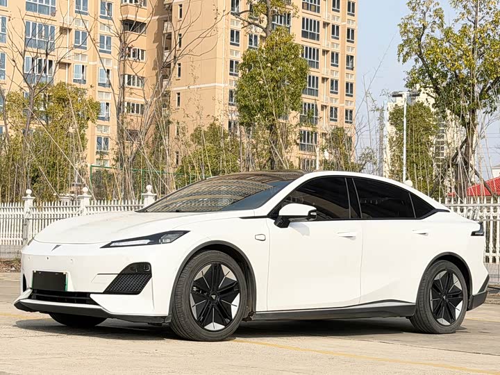 Фото 1 - Changan Deepal SL03