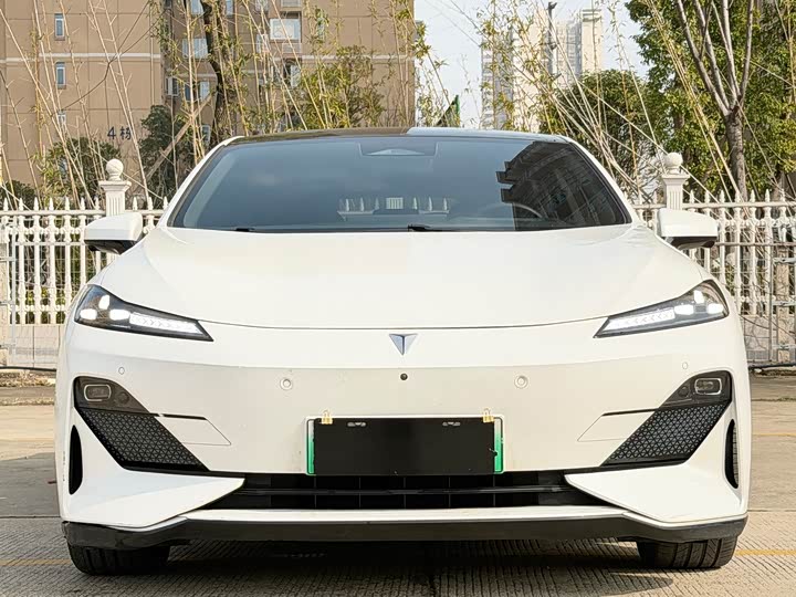 Фото 2 - Changan Deepal SL03