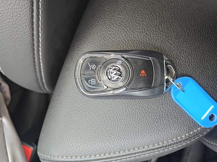 Фото 9 - Buick Excelle GT