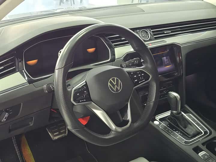 Фото 4 - Volkswagen Magotan