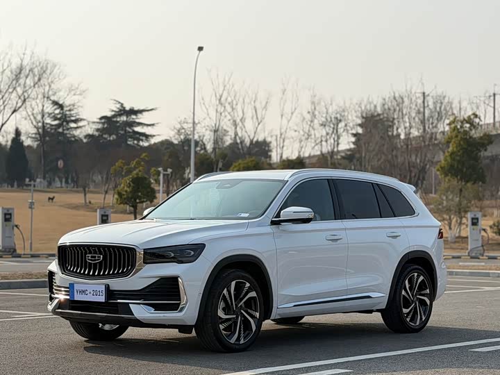 Фото 1 - Geely Monjaro